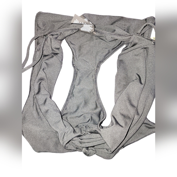 NWT Volcom Swim Suit ❤️ - Picture 6 of 6